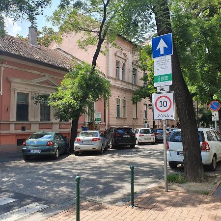 Pompár Belvárosi Apartman Szeged Exterior foto