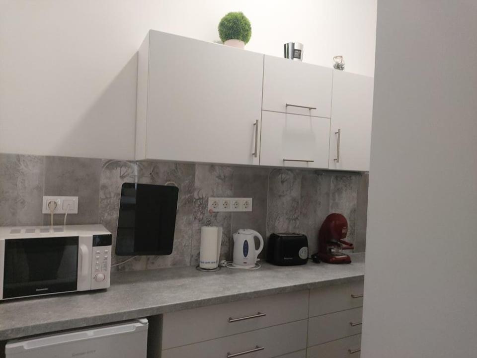 Pompár Belvárosi Apartman Szeged Exterior foto