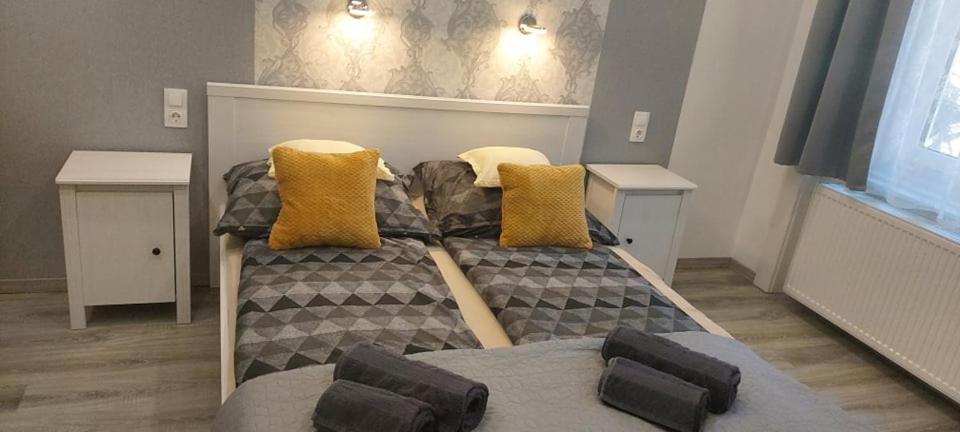 Pompár Belvárosi Apartman Szeged Exterior foto