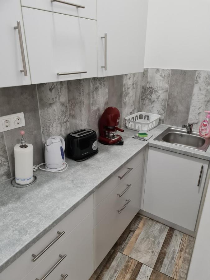 Pompár Belvárosi Apartman Szeged Exterior foto
