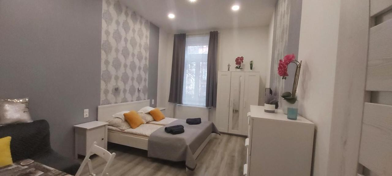 Pompár Belvárosi Apartman Szeged Exterior foto